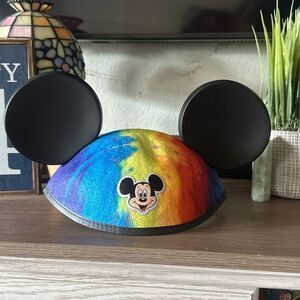 Rainbow Tye dye Disney ears hat adult size Mickey eats half cap